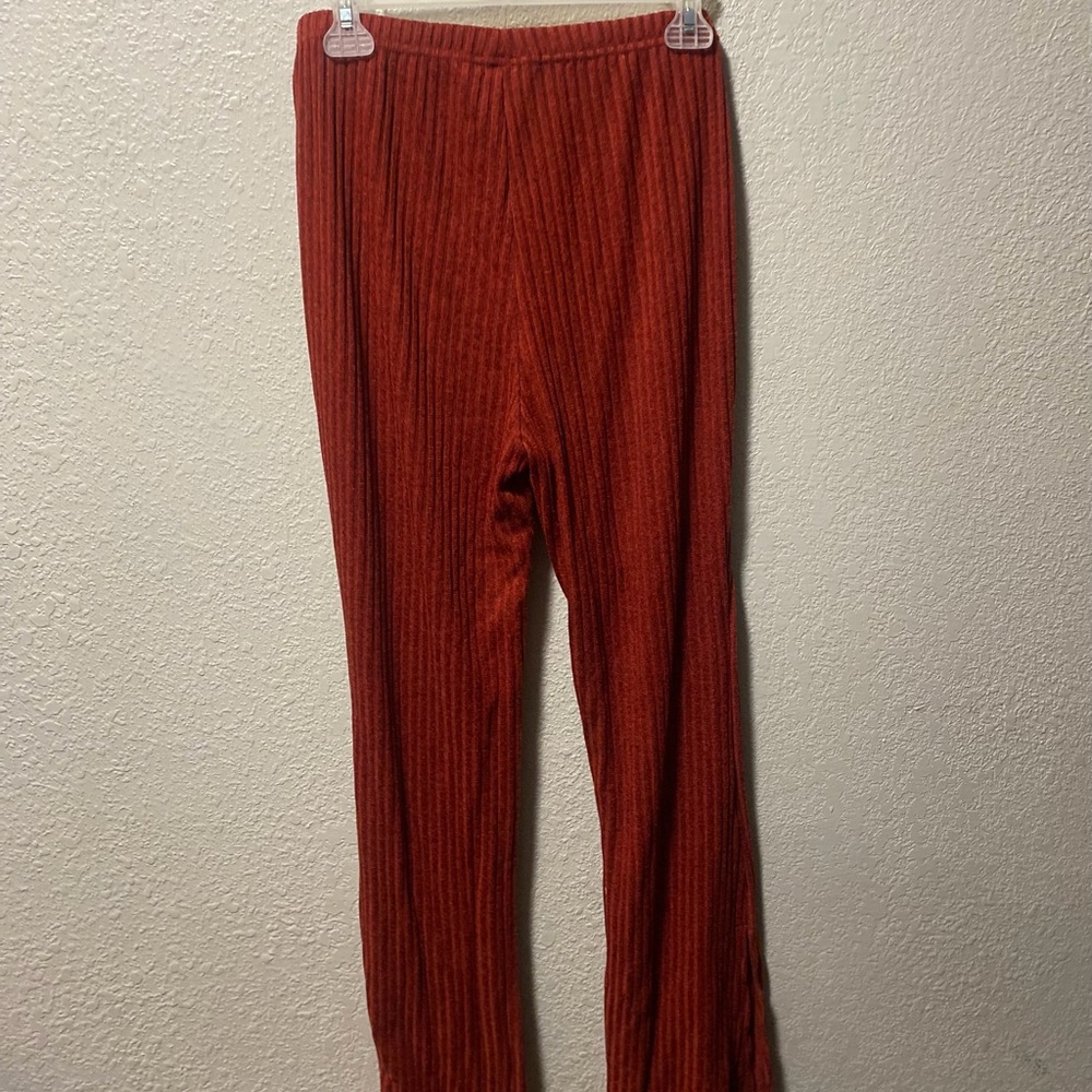 Red Ribbed Knit Pants - Picture 6 of 7